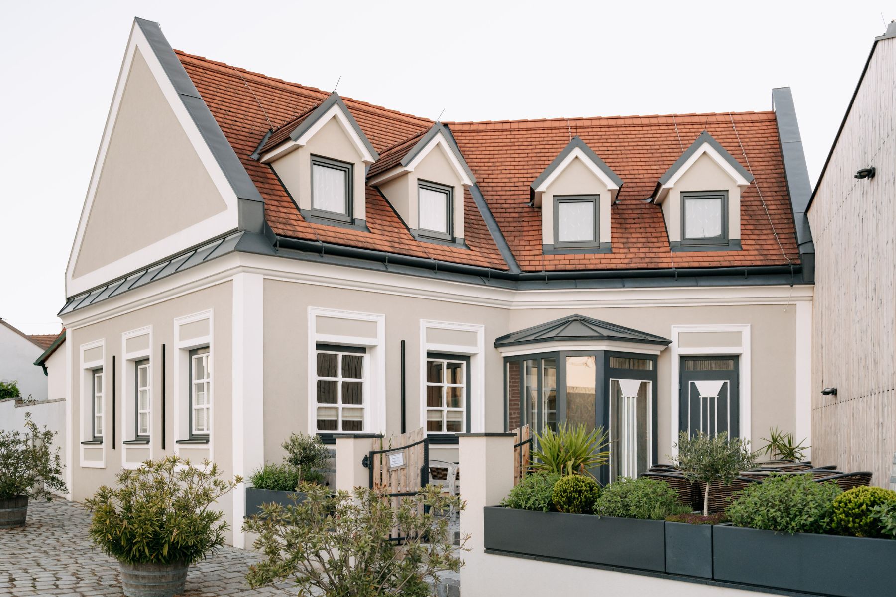Außenansicht des Restaurants Giuseppe am Kellerplatz in Purbach am Neusiedler See